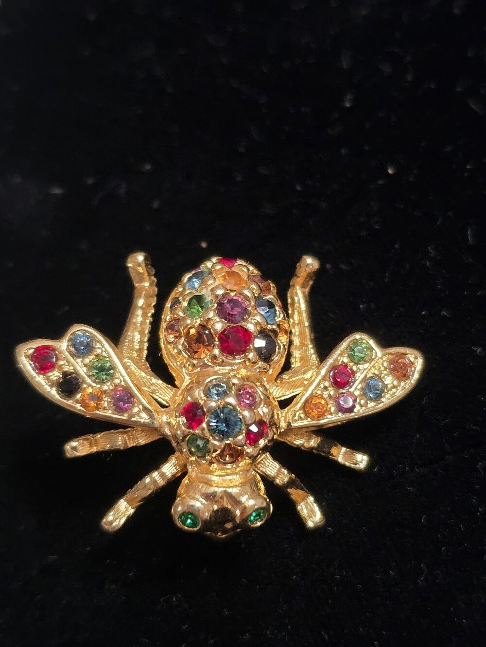Vintage Joan Rivers Gold-Tone Multicolor Crystal Bee Brooch